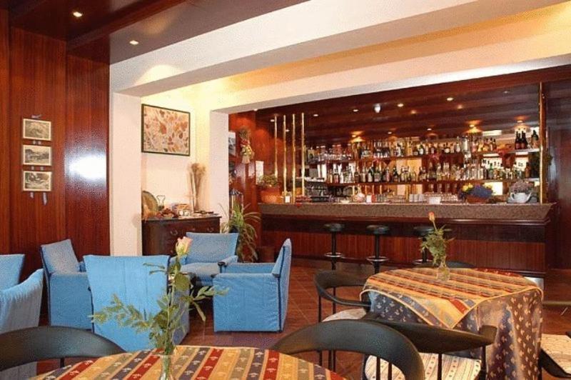 Hotel Bristol 3*